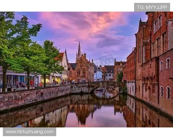 布鲁日中世纪水城浪漫风情画卷